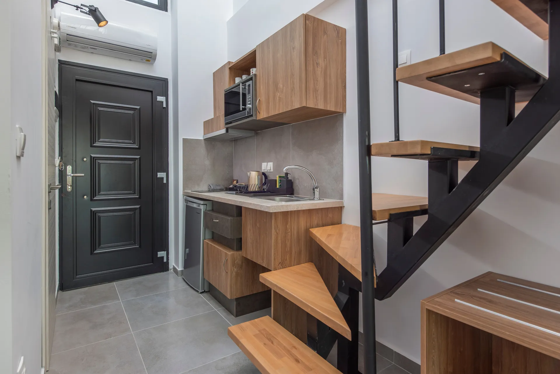 Tiara Holidays - Dandelion Premium Suites - Loft - kitchen